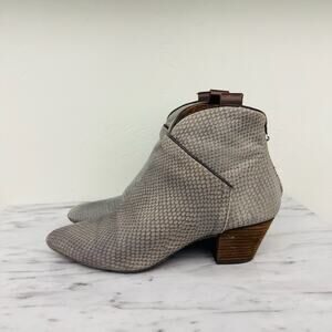 Sixtyseven Charcoal Snakeskin Heeled Ankle Booties Women’s Size 8.5